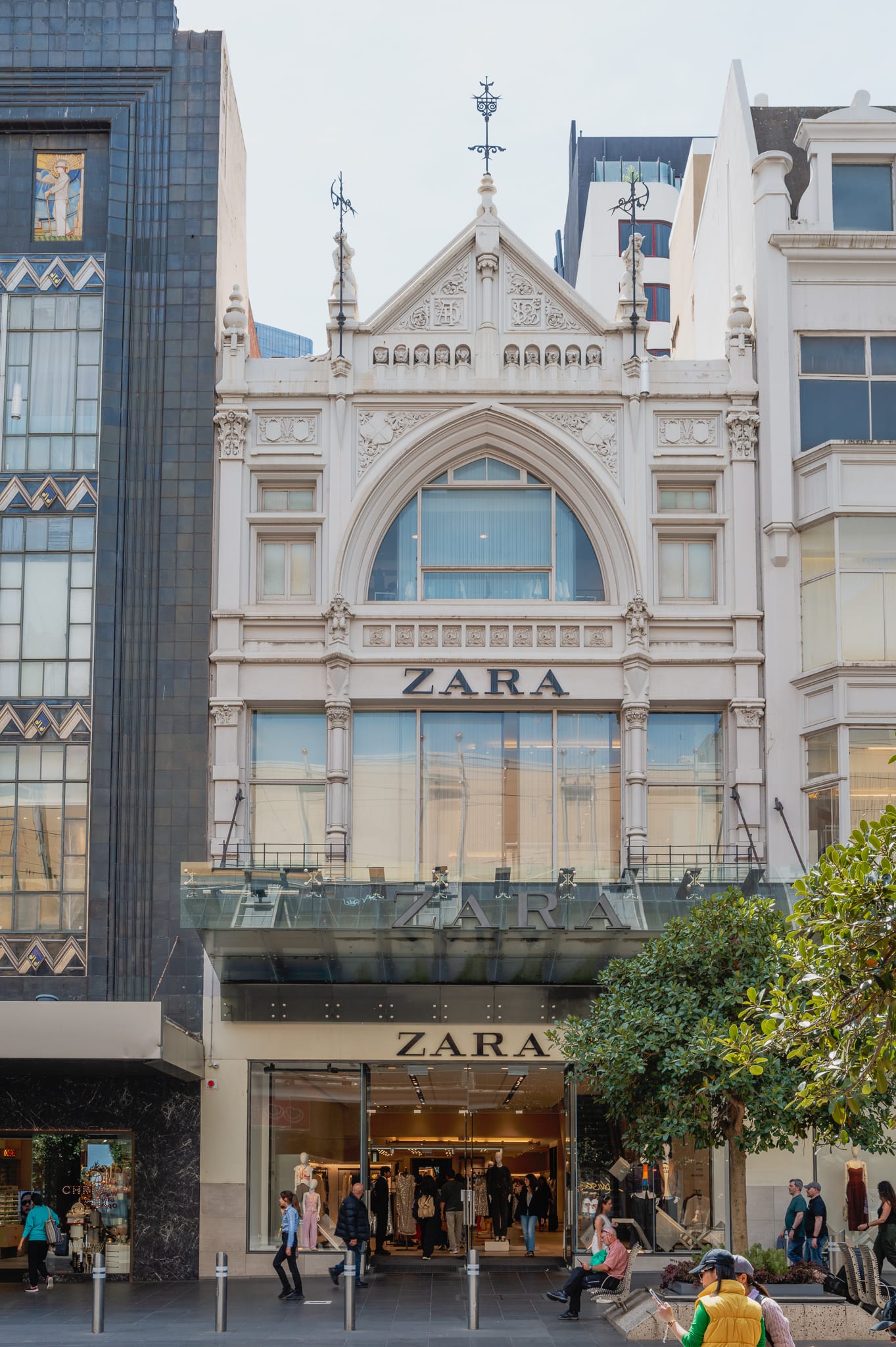 Zara Color