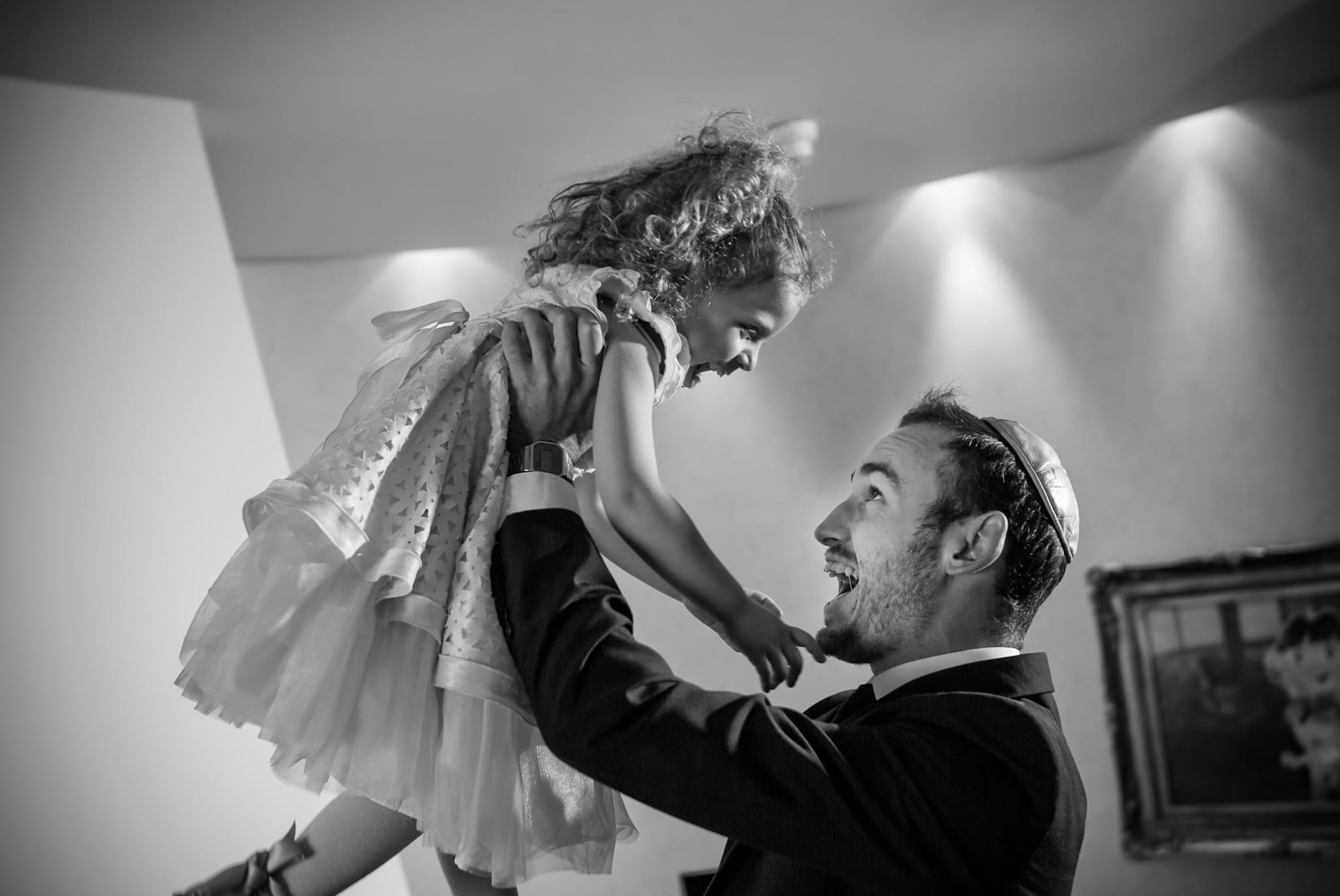 A beautifully captured wedding moment in the elegant banquet hall of the King David Jerusalem Hotel, captured for the 2026 Founder’s Residency by Arnold Szmerling.